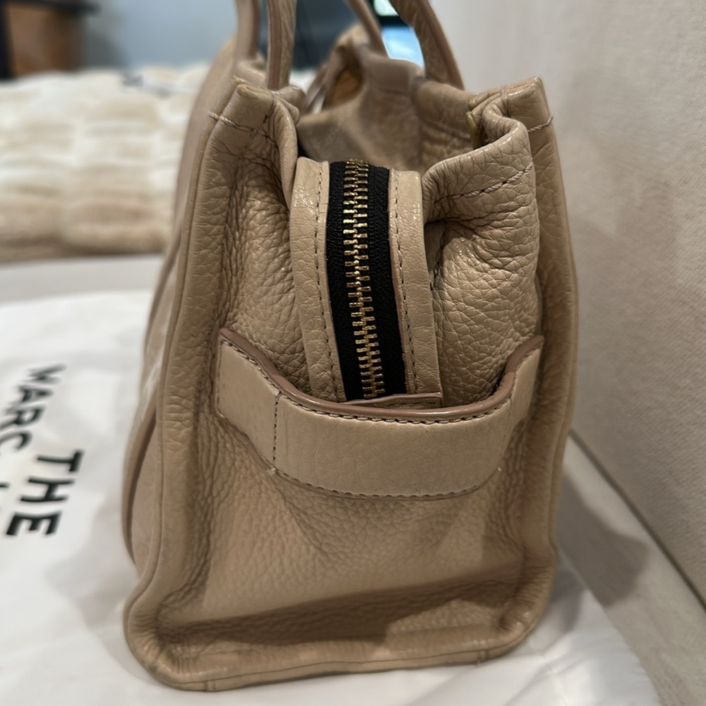 Marc Jacobs Rose Tote Bag Small
10in L x 5in D x 8in H - Picture 5 of 12